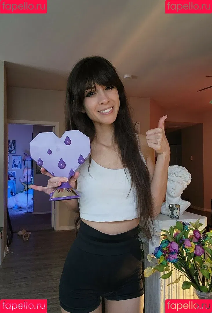 MaryMaybe Onlyfans Photo Gallery 
