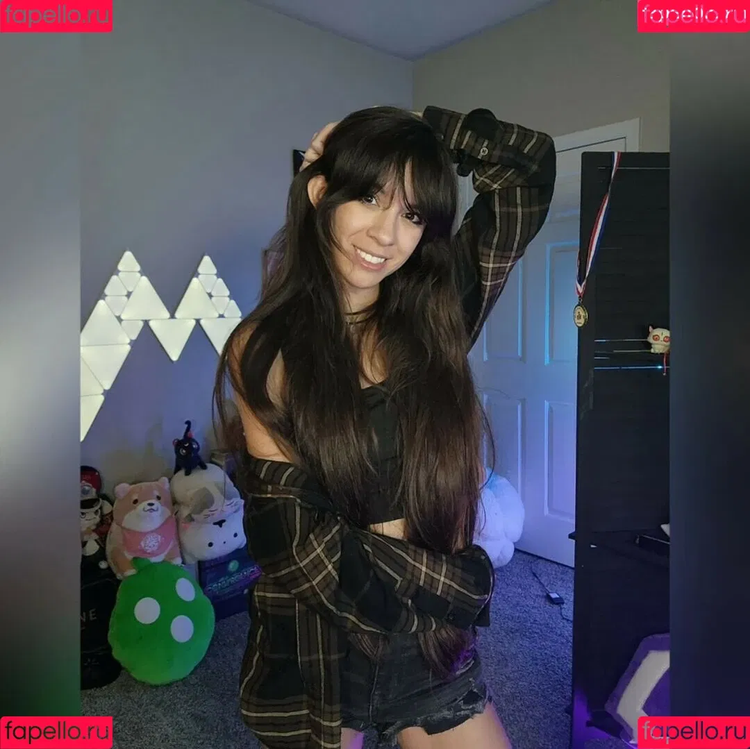 MaryMaybe Onlyfans Photo Gallery 