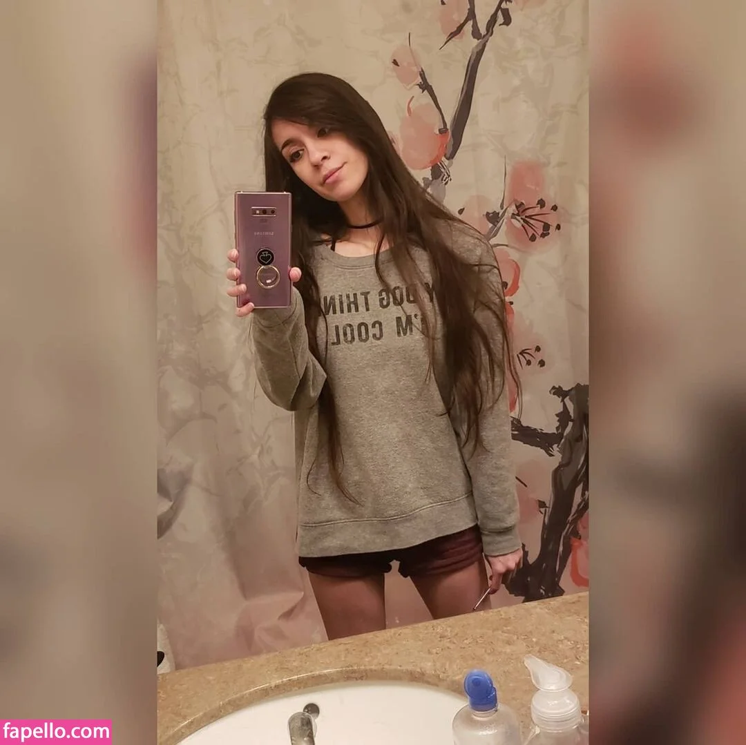 MaryMaybe Onlyfans Photo Gallery 