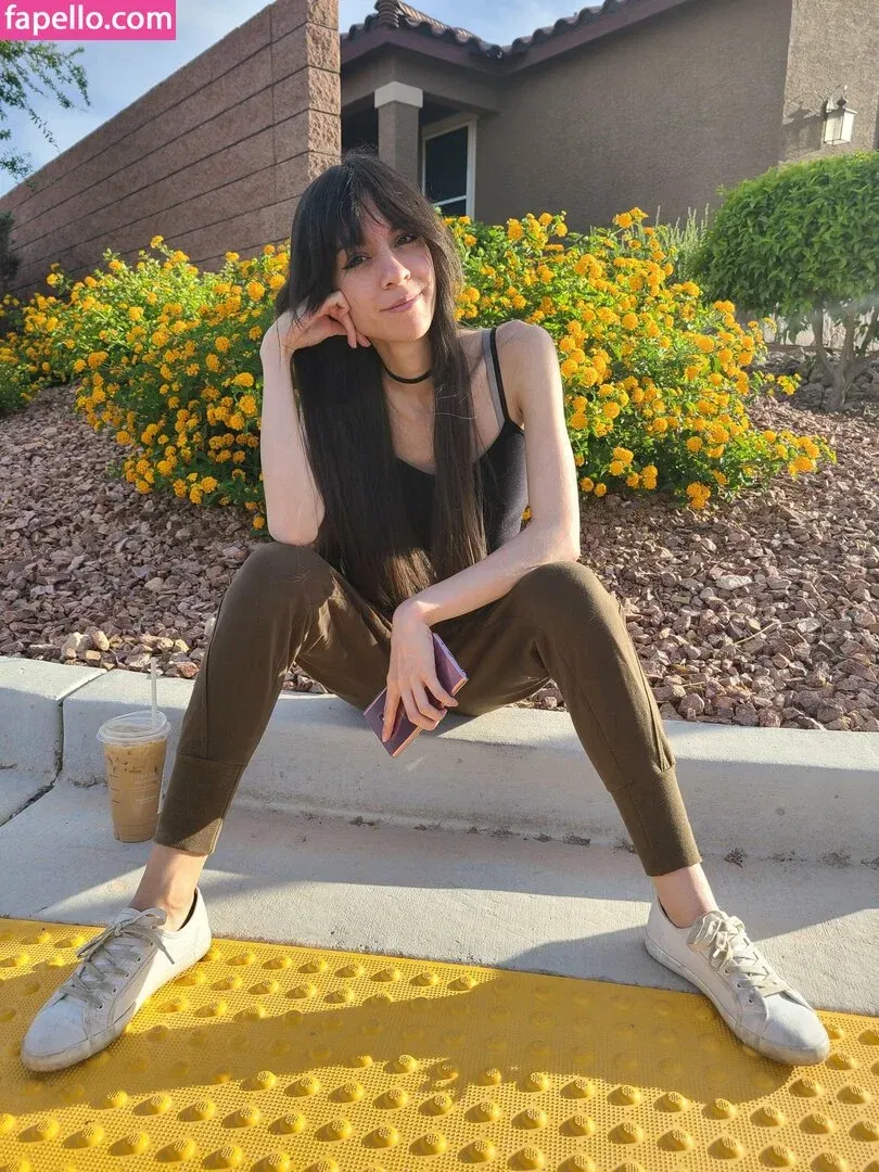 MaryMaybe Onlyfans Photo Gallery 