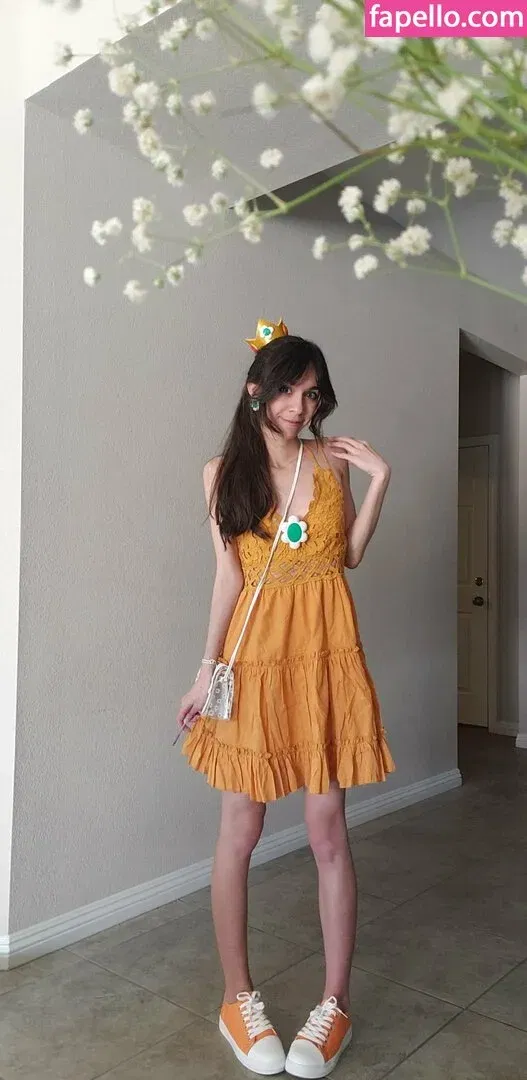 MaryMaybe Onlyfans Photo Gallery 