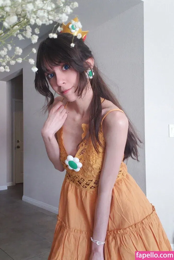 MaryMaybe Onlyfans Photo Gallery 