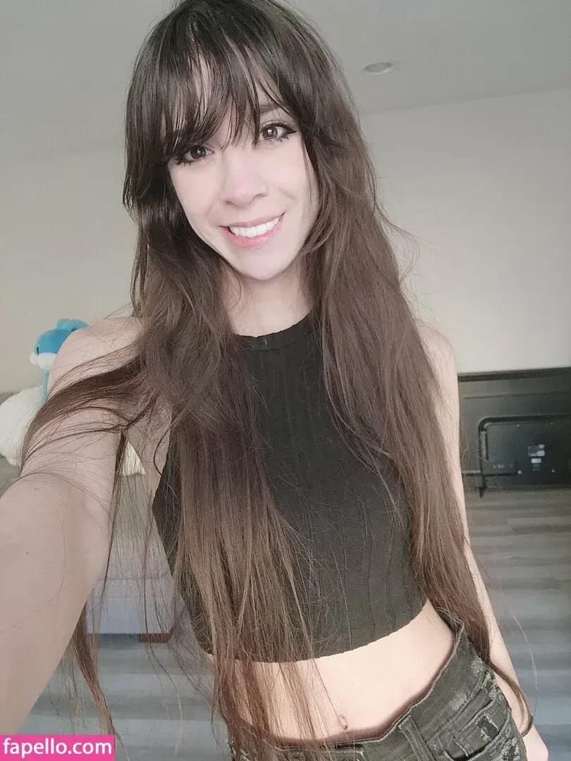 MaryMaybe Onlyfans Photo Gallery 