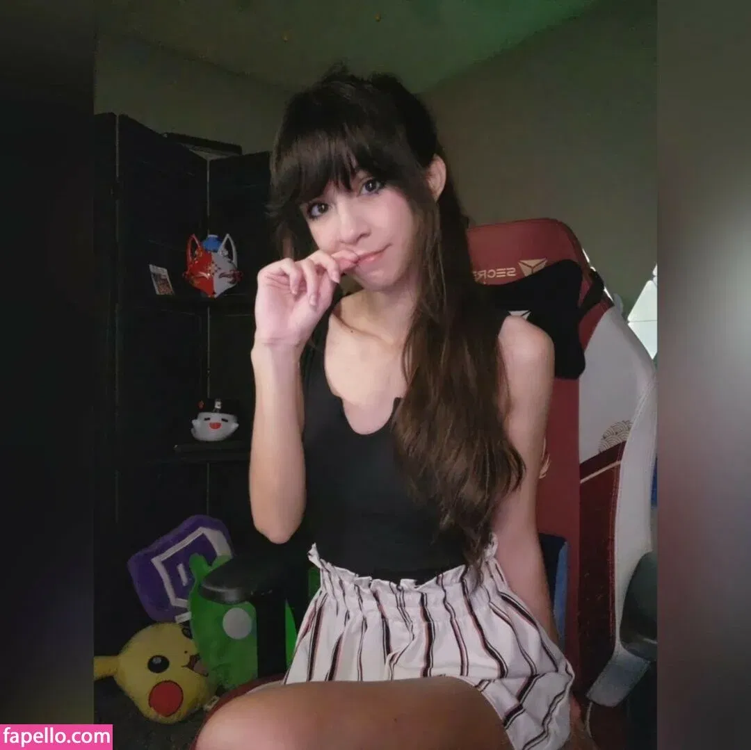 MaryMaybe Onlyfans Photo Gallery 