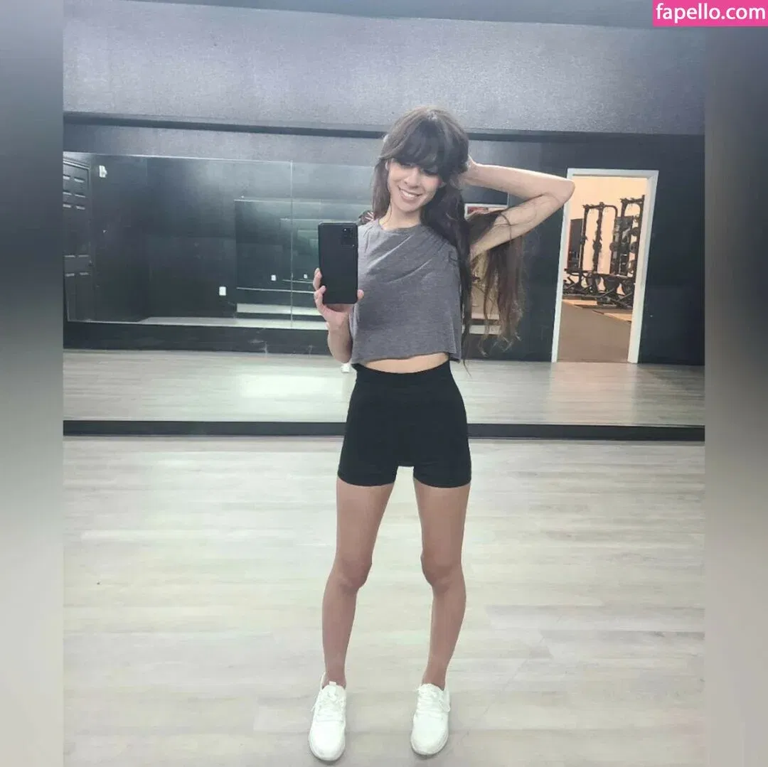 MaryMaybe Onlyfans Photo Gallery 