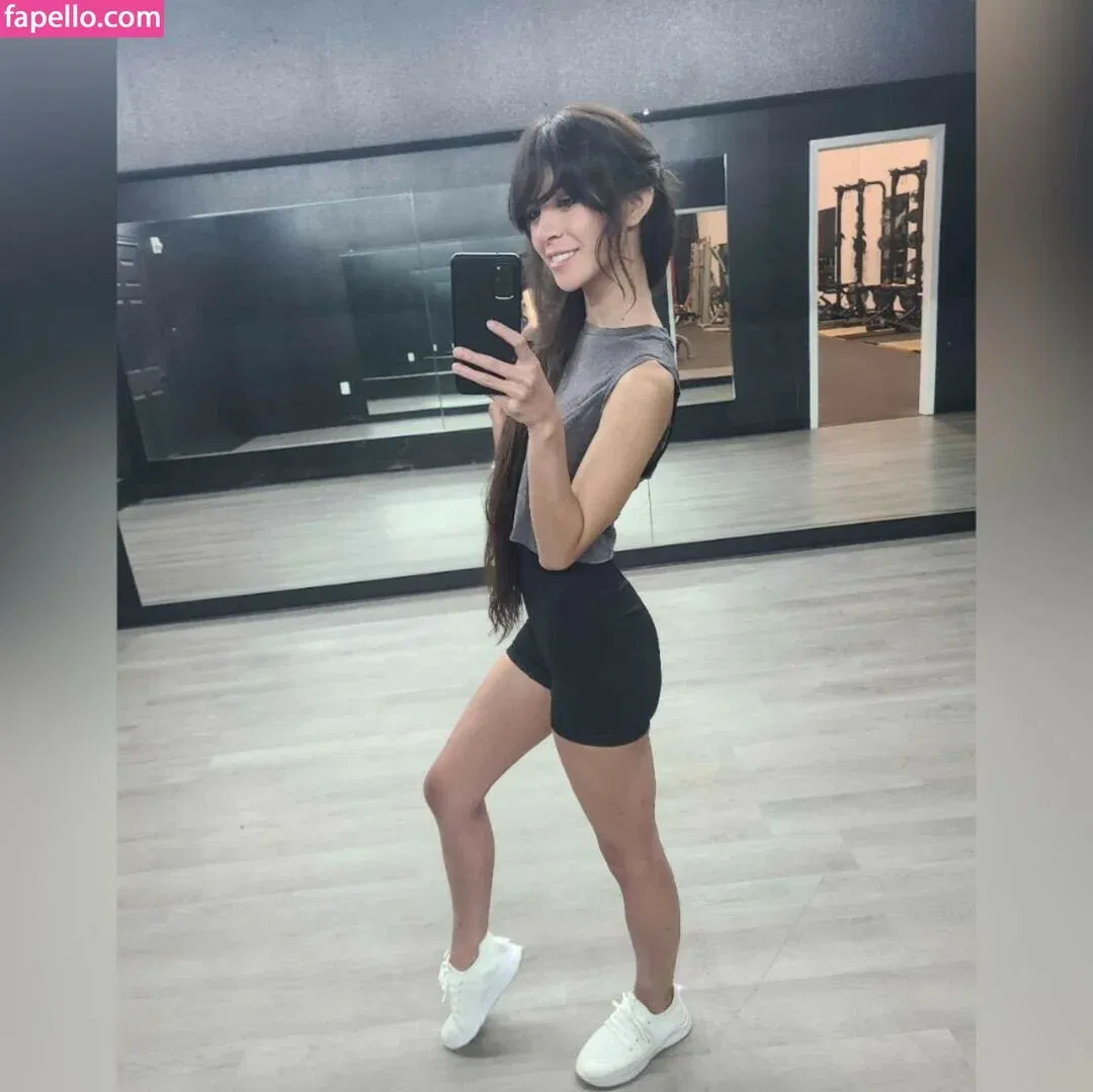 MaryMaybe Onlyfans Photo Gallery 