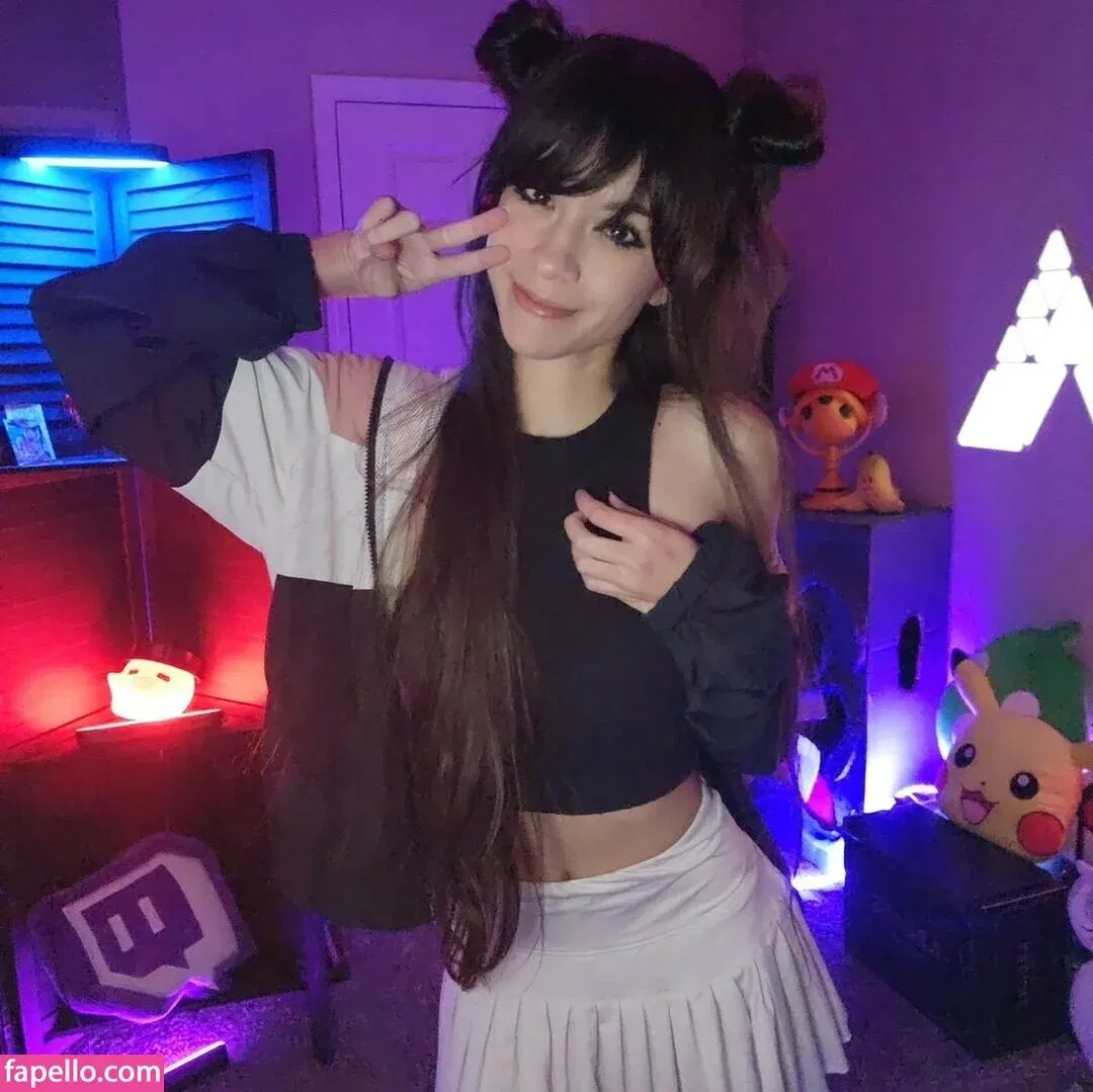 MaryMaybe Onlyfans Photo Gallery 