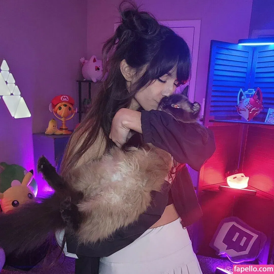 MaryMaybe Onlyfans Photo Gallery 