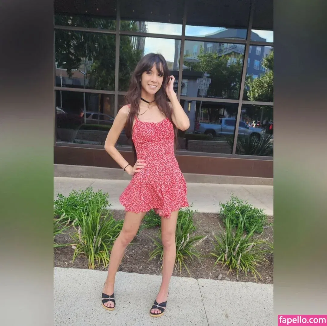 MaryMaybe Onlyfans Photo Gallery 