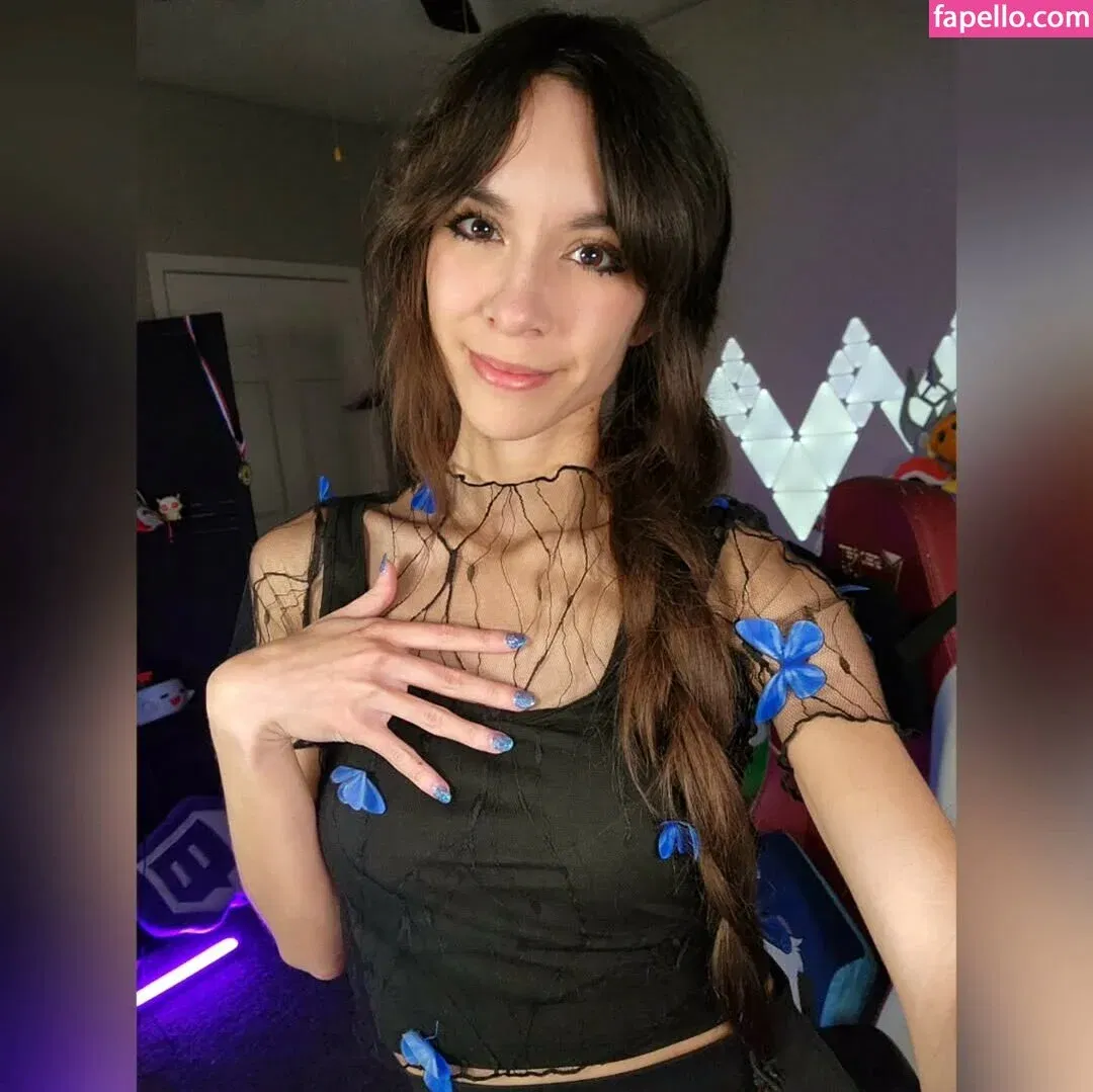 MaryMaybe Onlyfans Photo Gallery 