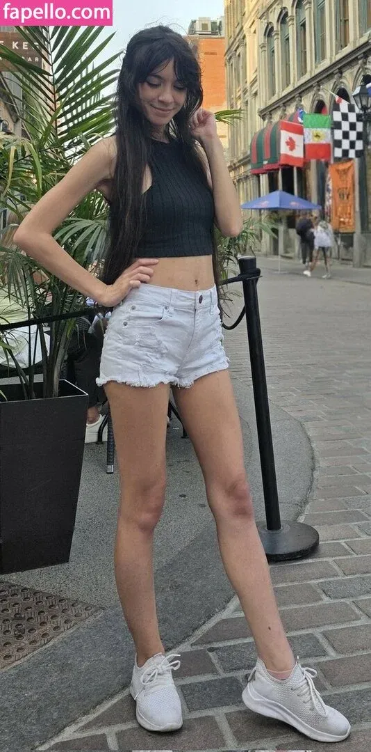 MaryMaybe Onlyfans Photo Gallery 