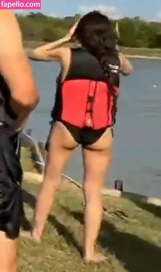 MaryMaybe Onlyfans Photo Gallery 