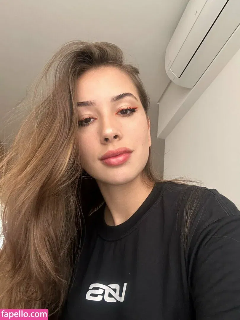 MC Julieta Onlyfans Photo Gallery 