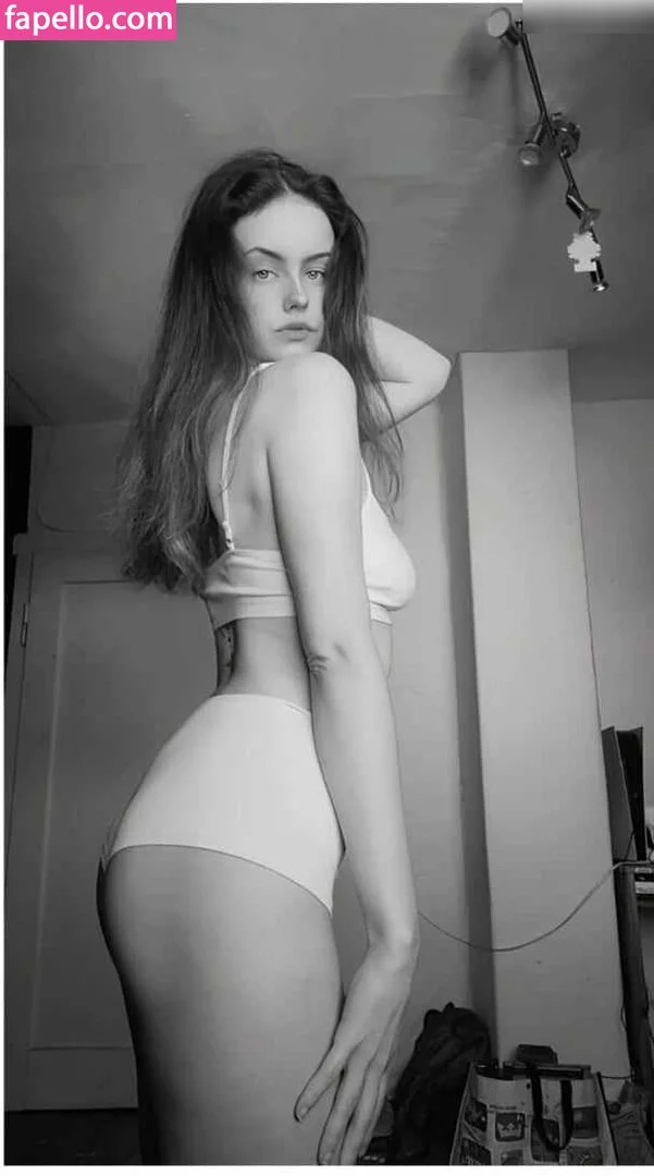 einfach_louise Onlyfans Photo Gallery 