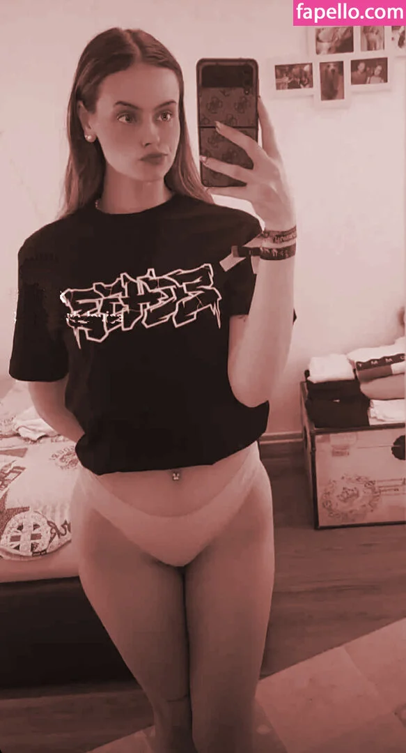 einfach_louise Onlyfans Photo Gallery 