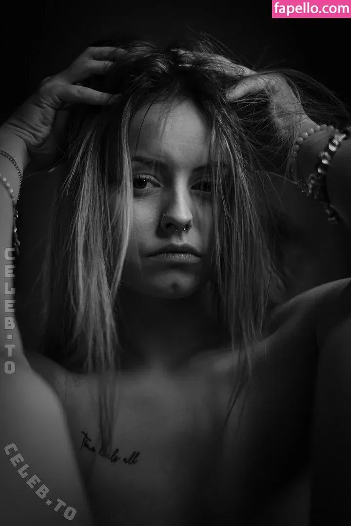 einfach_louise Onlyfans Photo Gallery 