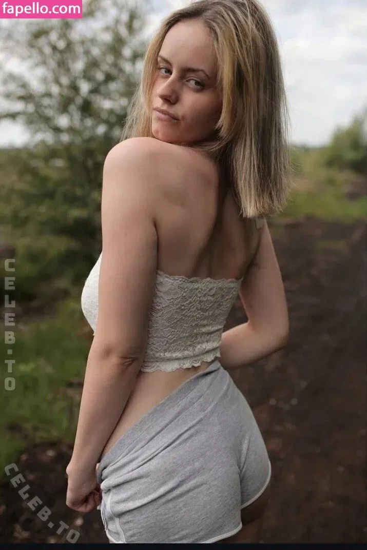 einfach_louise Onlyfans Photo Gallery 