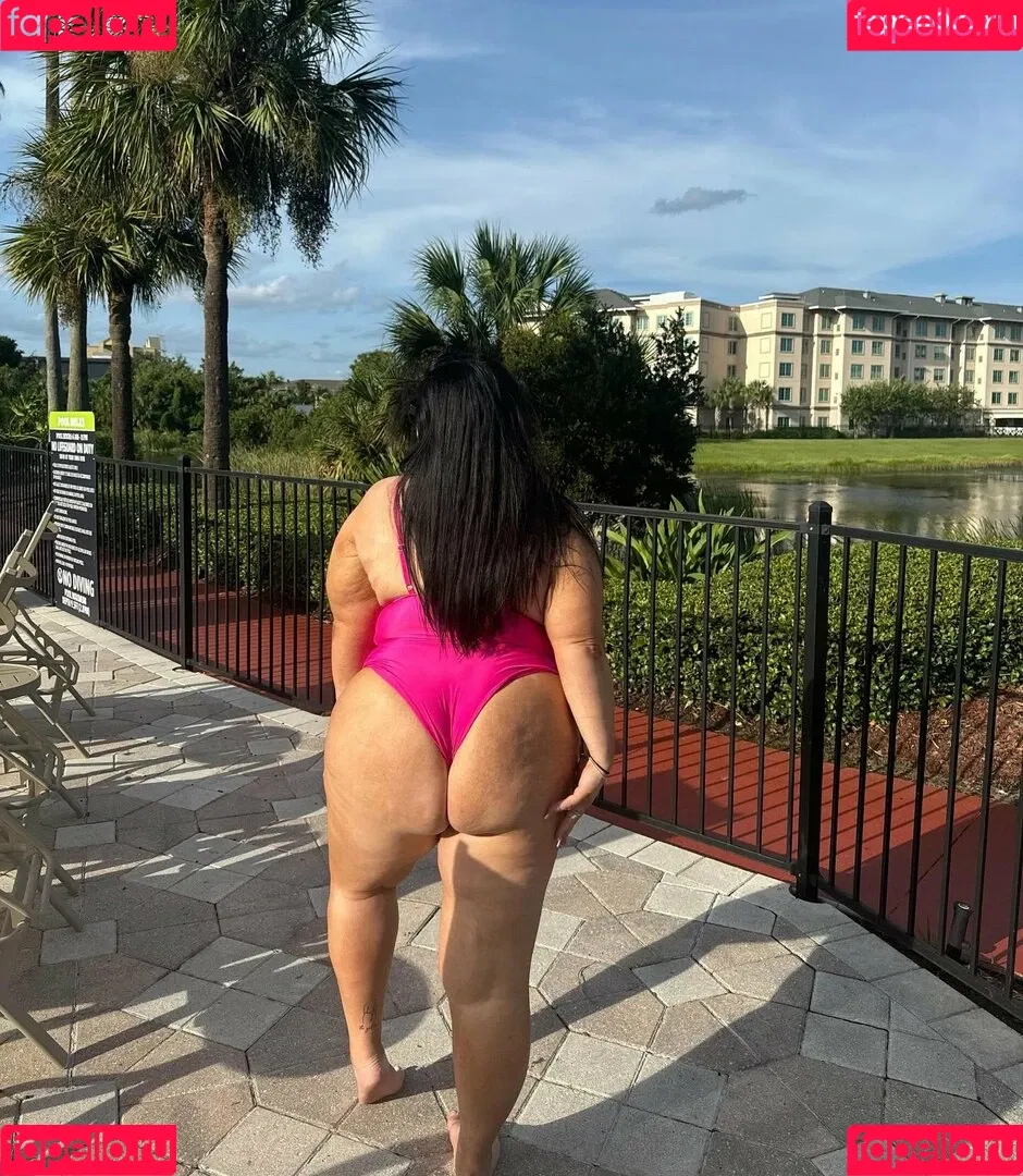 Chloe Jade Paul Onlyfans Photo Gallery 