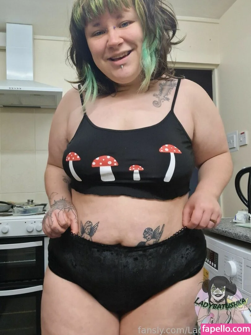 Ladybatushka Onlyfans Photo Gallery 