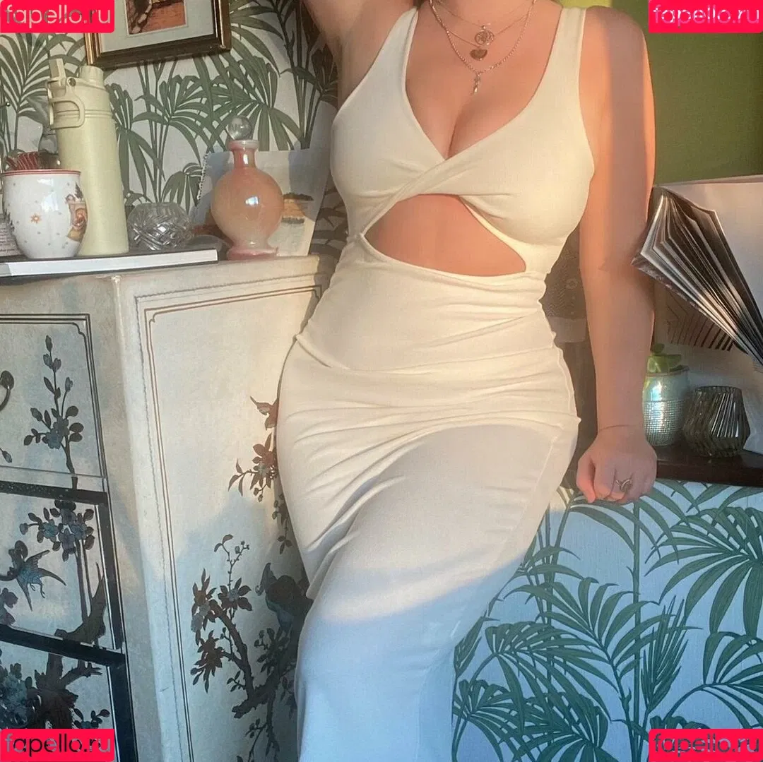 Elena Sophia Nicolosi Onlyfans Photo Gallery 