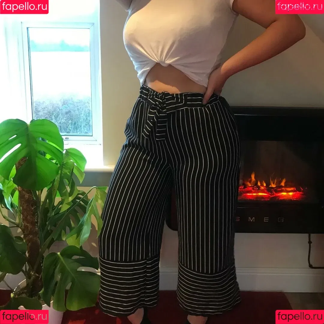 Elena Sophia Nicolosi Onlyfans Photo Gallery 