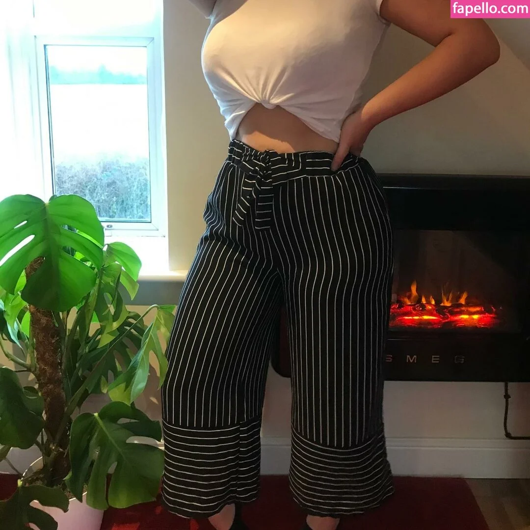 Elena Sophia Nicolosi Onlyfans Photo Gallery 