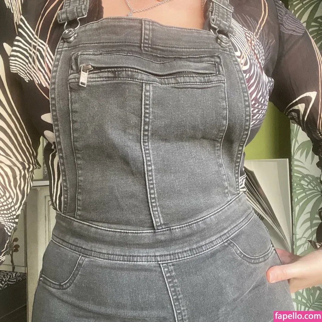 Elena Sophia Nicolosi Onlyfans Photo Gallery 