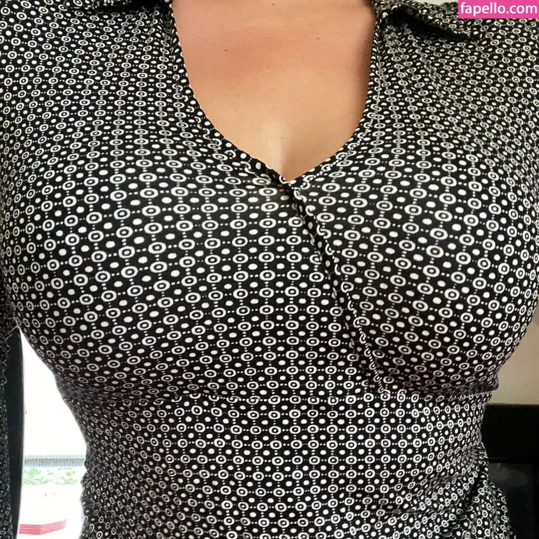 Elena Sophia Nicolosi Onlyfans Photo Gallery 