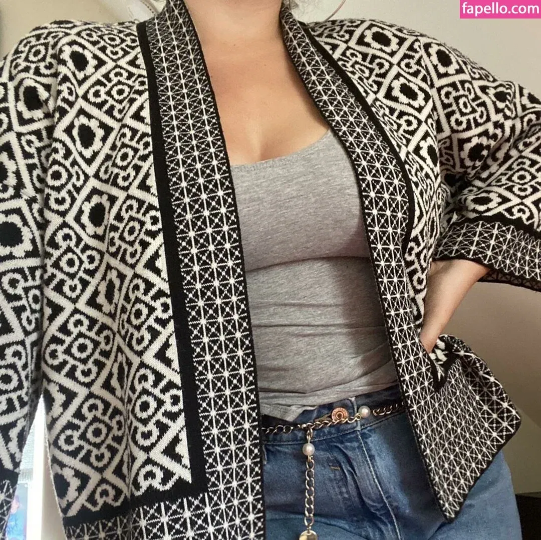 Elena Sophia Nicolosi Onlyfans Photo Gallery 