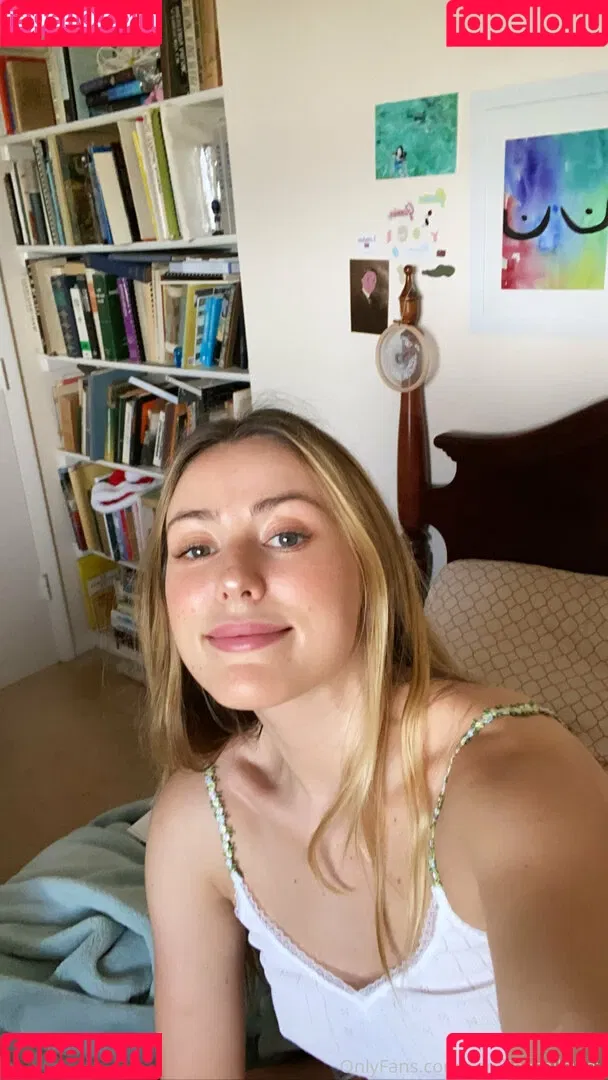 carolinecalloway Onlyfans Photo Gallery 