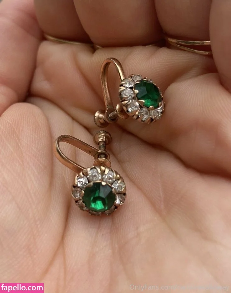 carolinecalloway Onlyfans Photo Gallery 