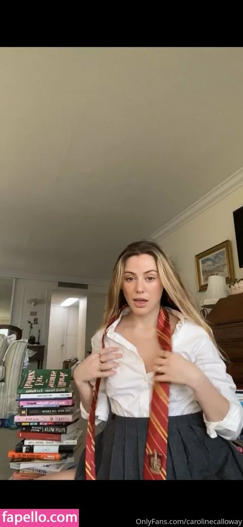 carolinecalloway Onlyfans Photo Gallery 