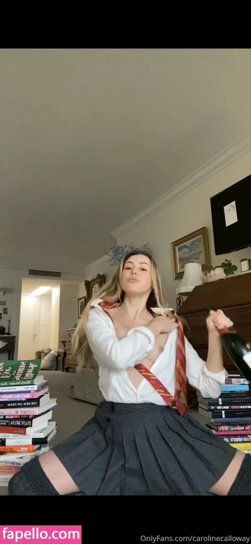 carolinecalloway Onlyfans Photo Gallery 