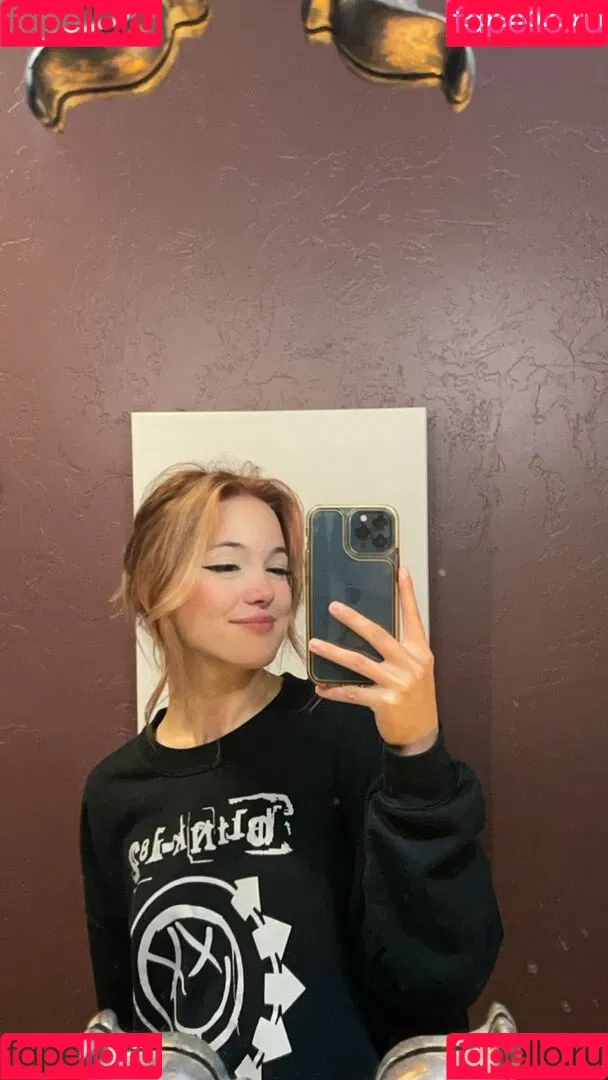 nanichloe Onlyfans Photo Gallery 