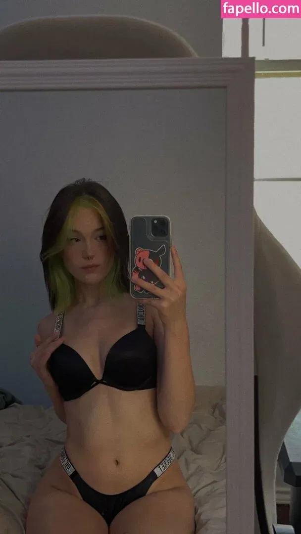 nanichloe Onlyfans Photo Gallery 