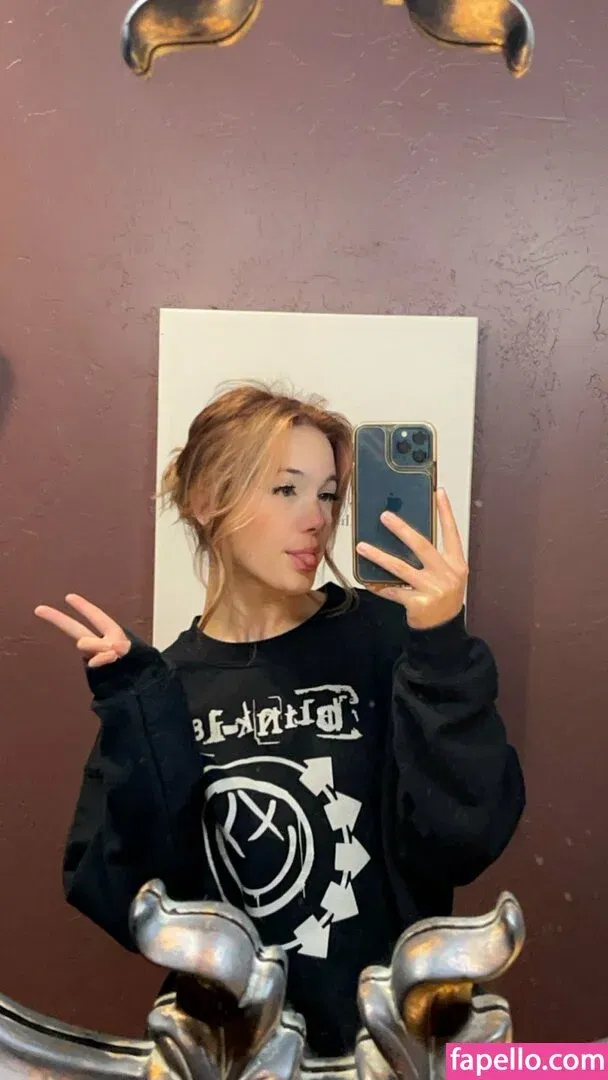 nanichloe Onlyfans Photo Gallery 