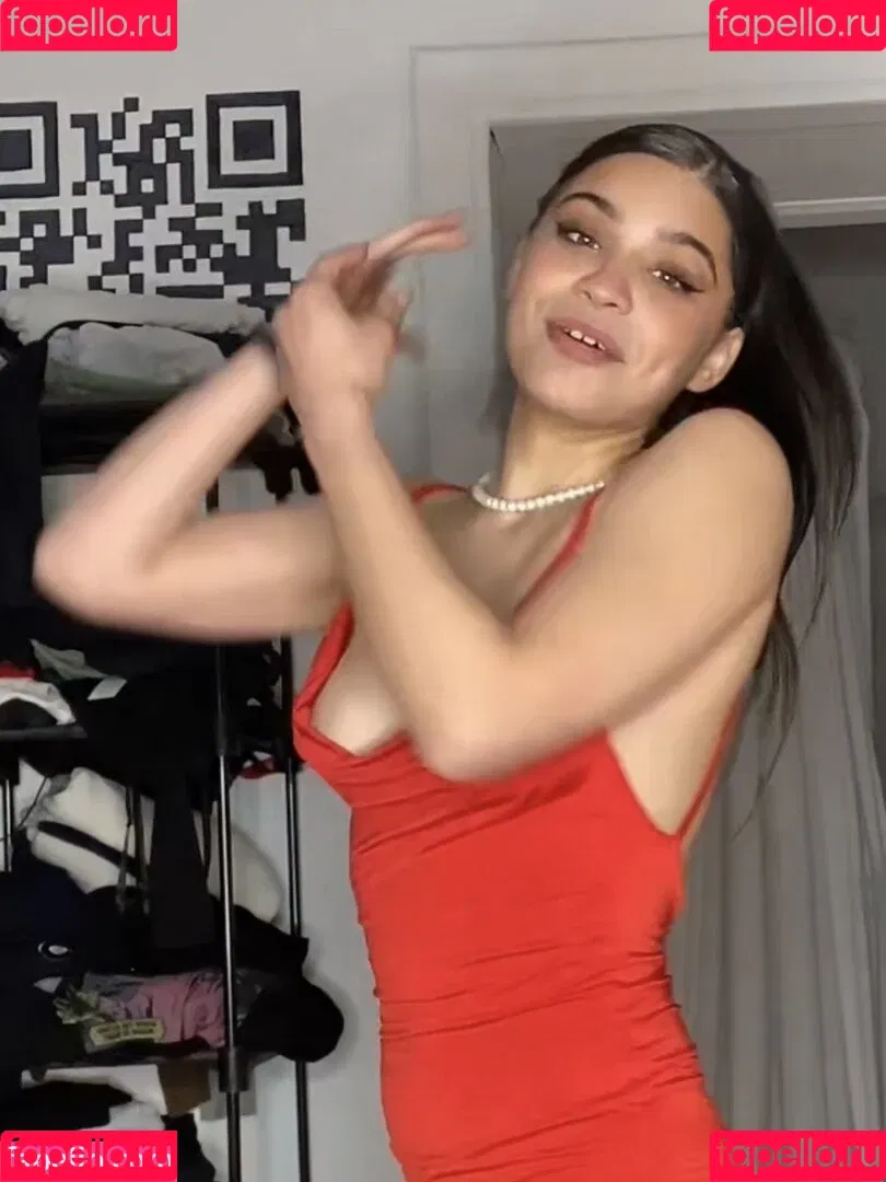 Yasmin Bal Onlyfans Photo Gallery 