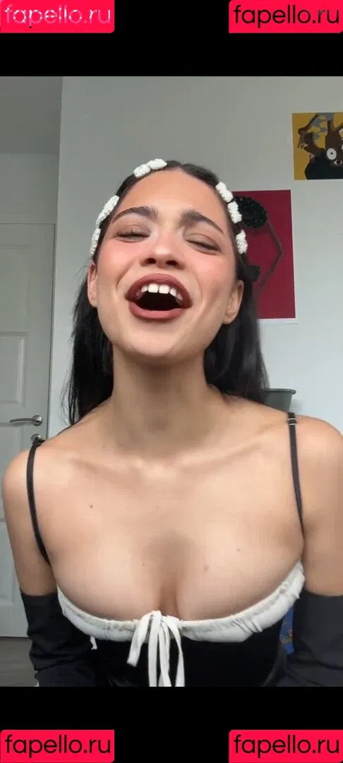 Yasmin Bal Onlyfans Photo Gallery 