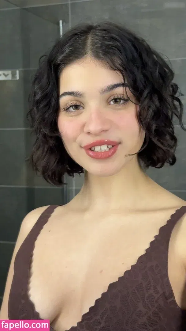 Yasmin Bal Onlyfans Photo Gallery 