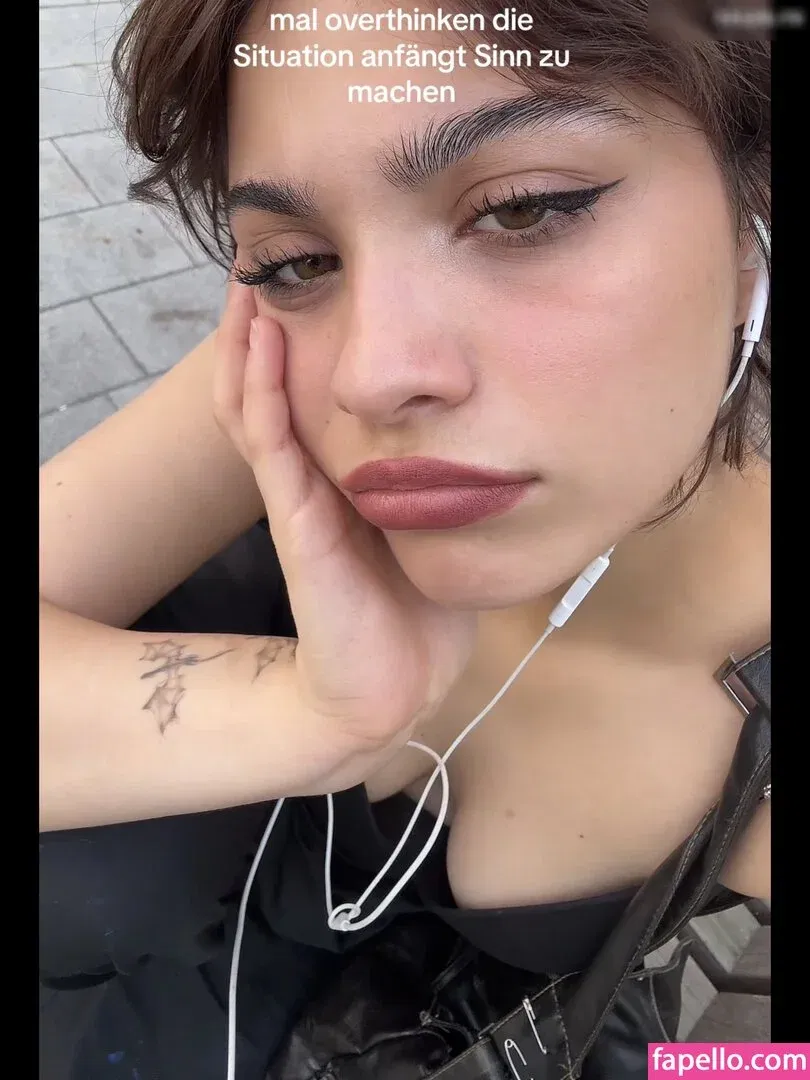 Yasmin Bal Onlyfans Photo Gallery 