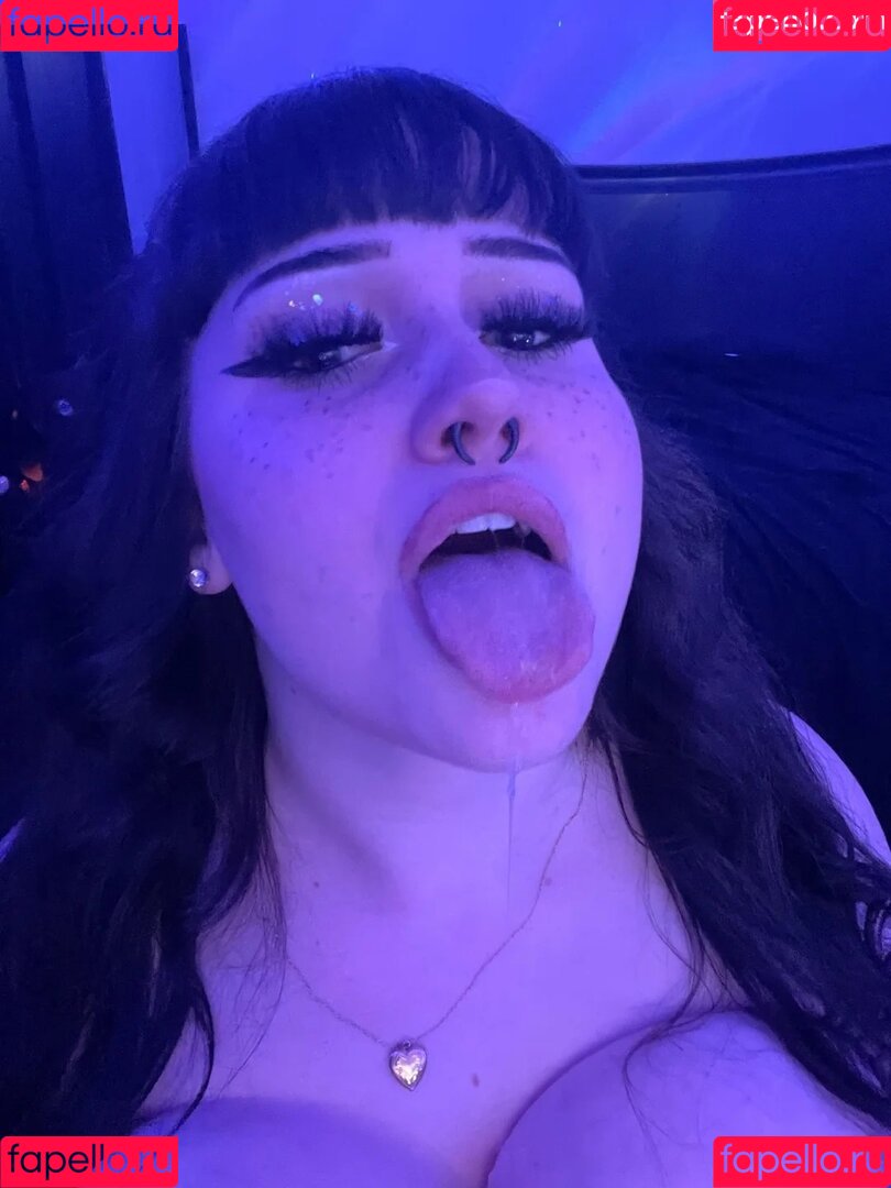 Burgundybitez Onlyfans Photo Gallery 