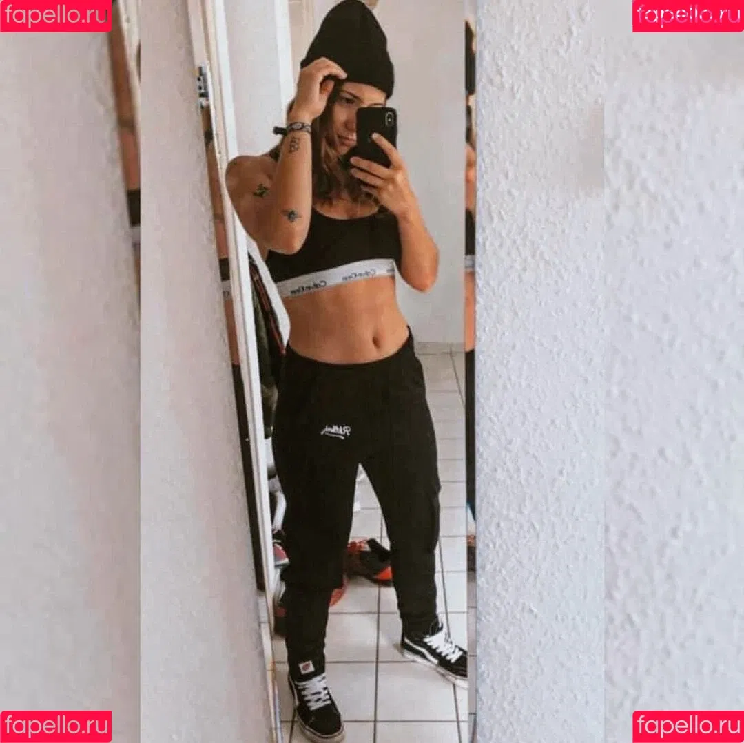 Janina Hille Onlyfans Photo Gallery 
