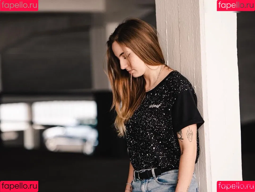 Janina Hille Onlyfans Photo Gallery 