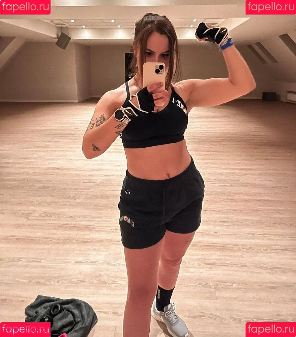Janina Hille Onlyfans Photo Gallery 