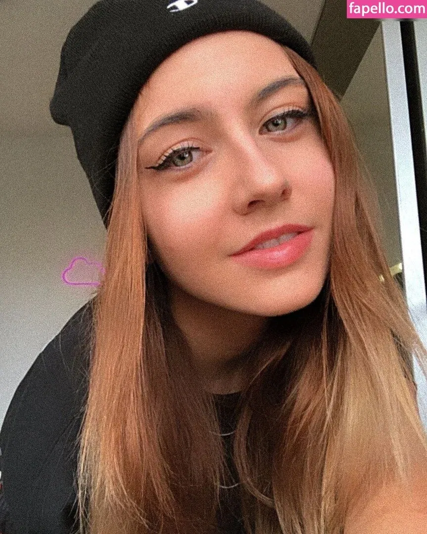 Janina Hille Onlyfans Photo Gallery 