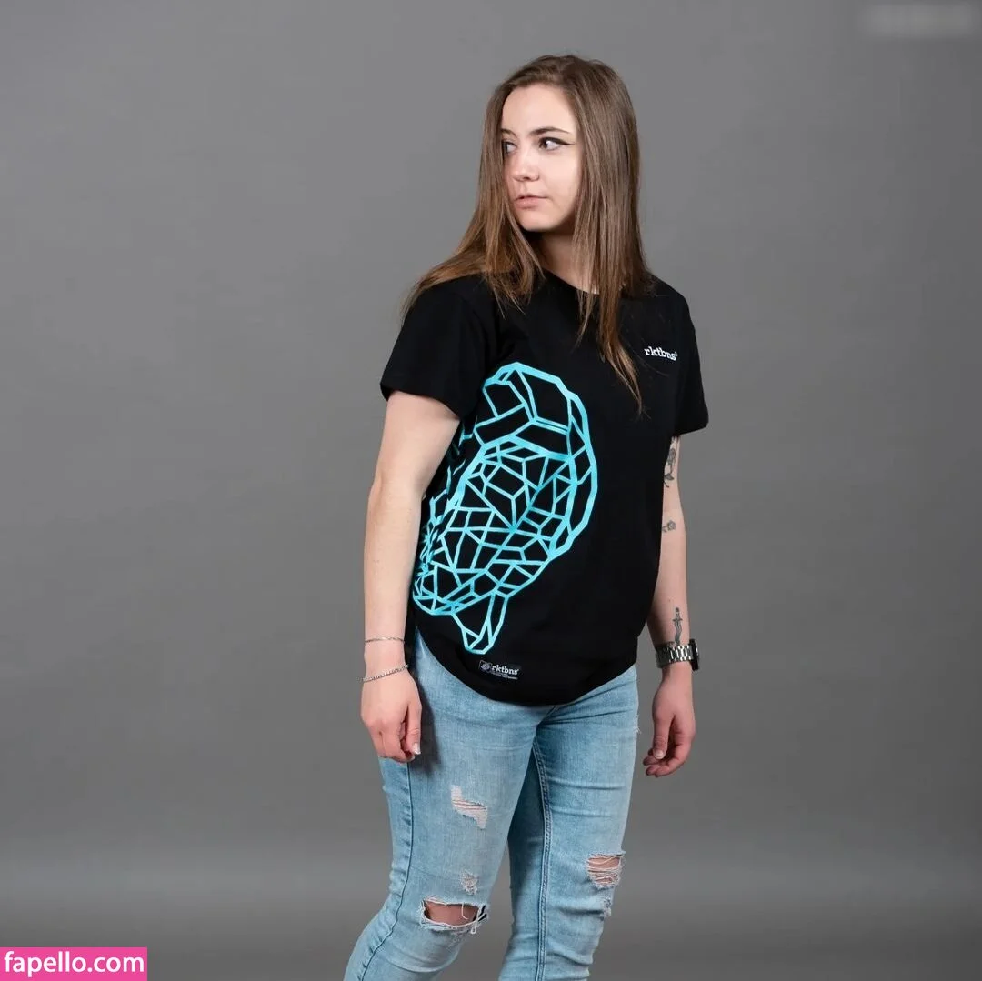 Janina Hille Onlyfans Photo Gallery 