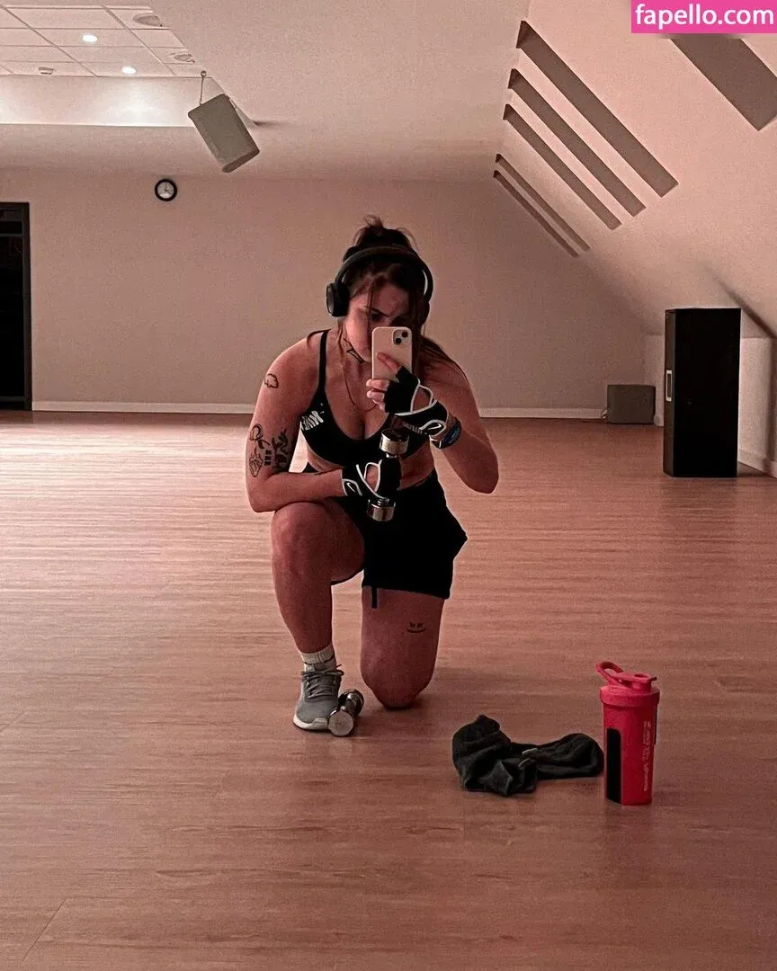 Janina Hille Onlyfans Photo Gallery 