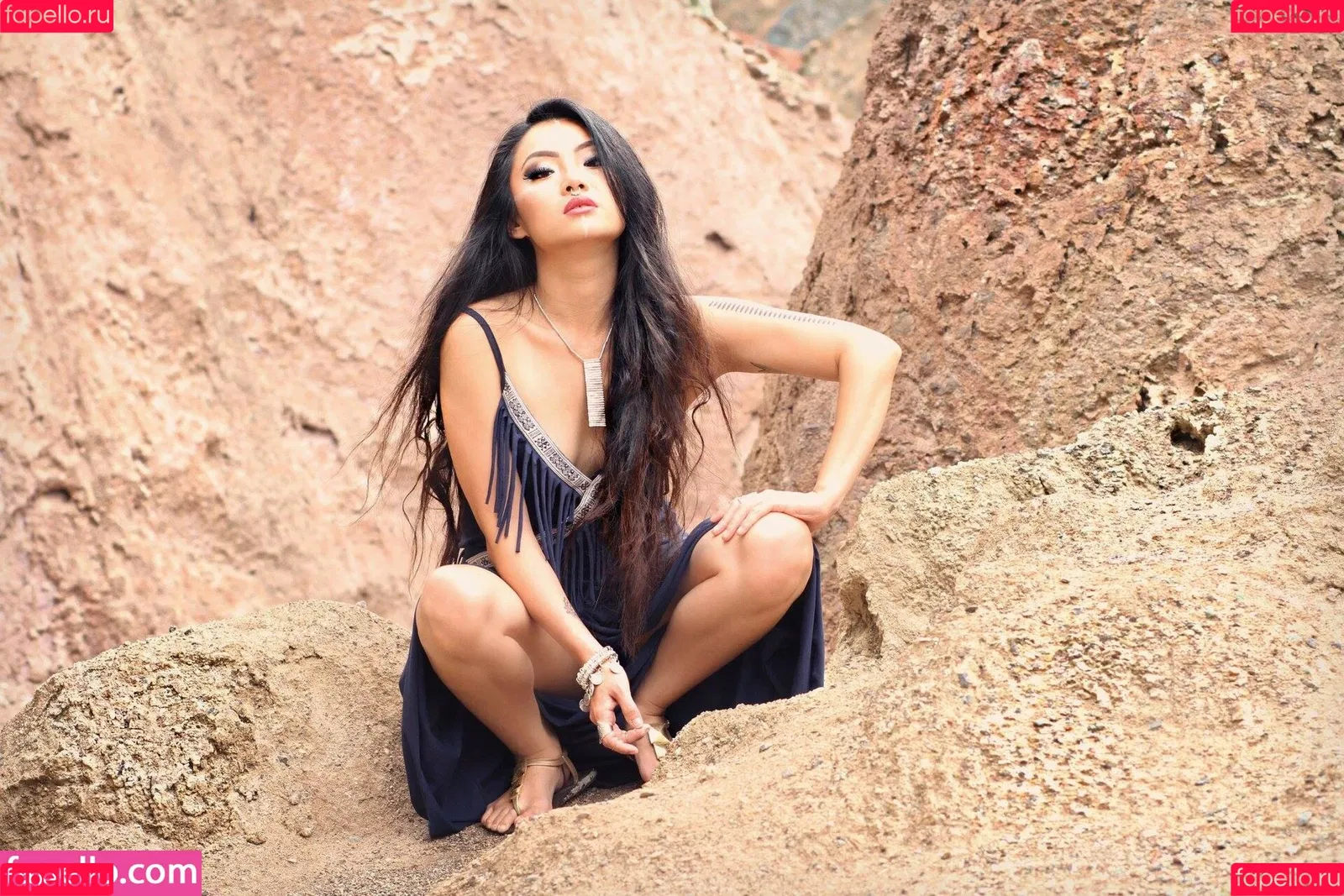 Tina Guo Onlyfans Photo Gallery 