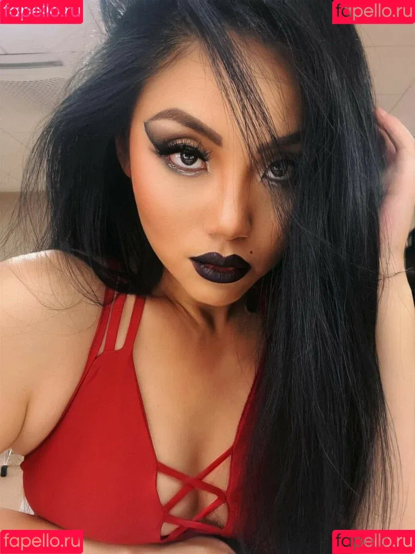 Tina Guo Onlyfans Photo Gallery 