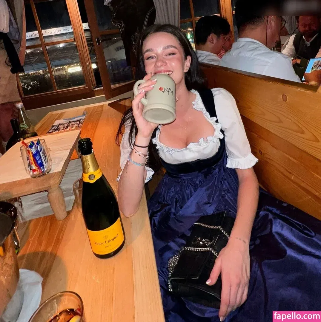 Zoesalome Onlyfans Photo Gallery 